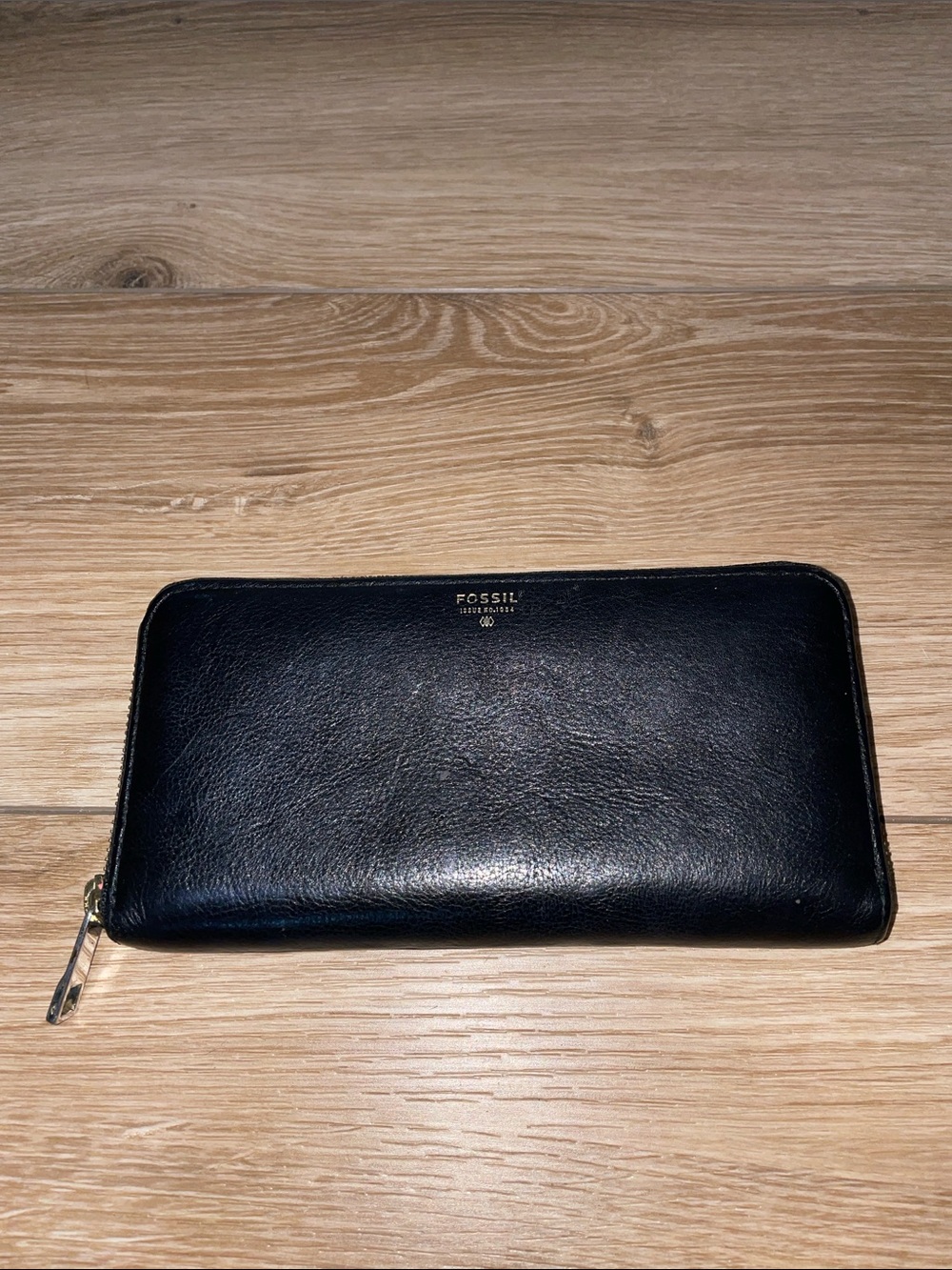 Fossil Black Leather Zip-Around Wallet